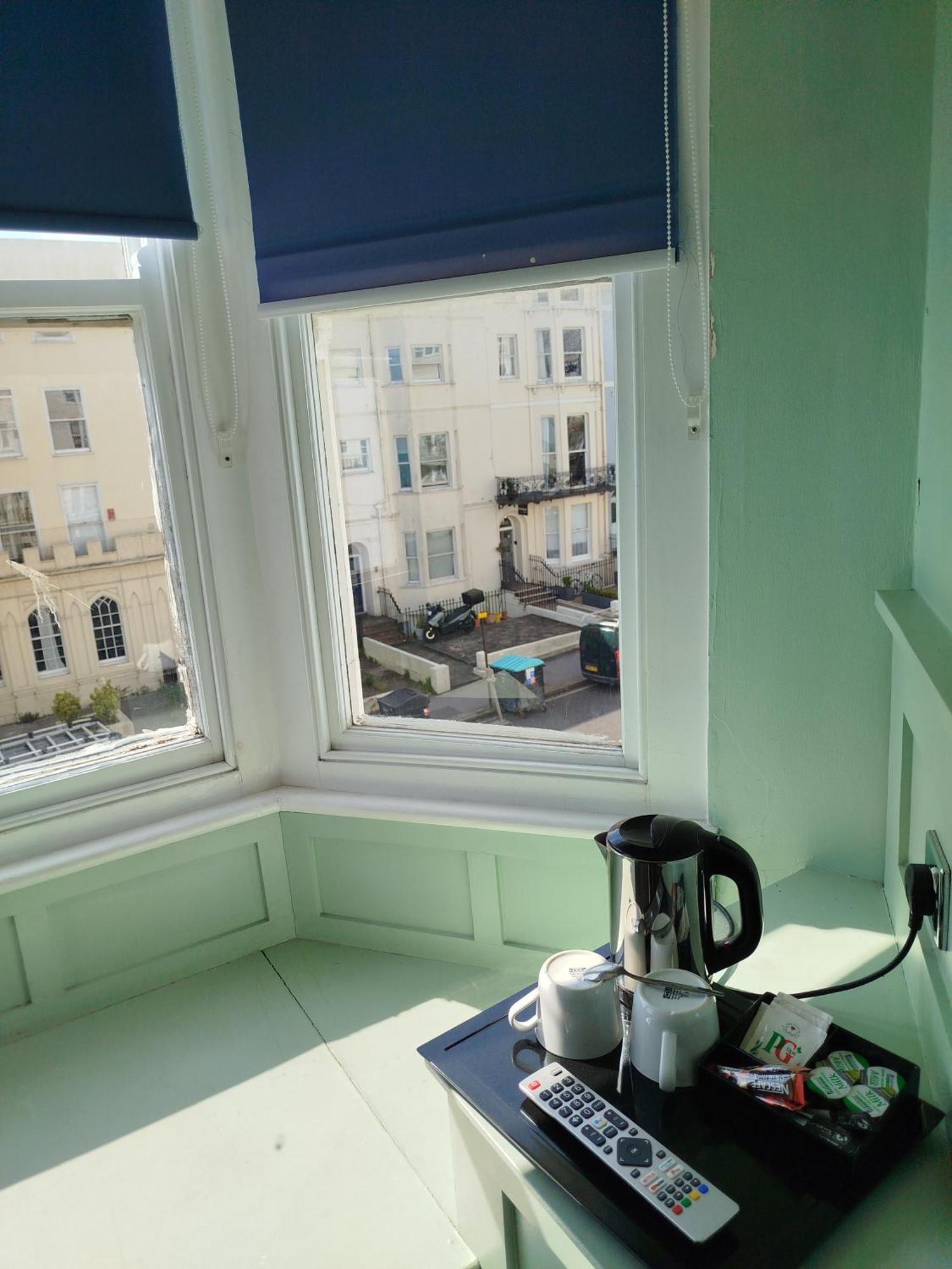 The Willows 2* Hove